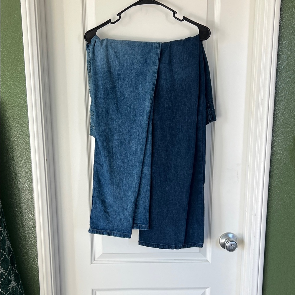 Beverly Hills Polo Club Blue Jeans with Brown Patch